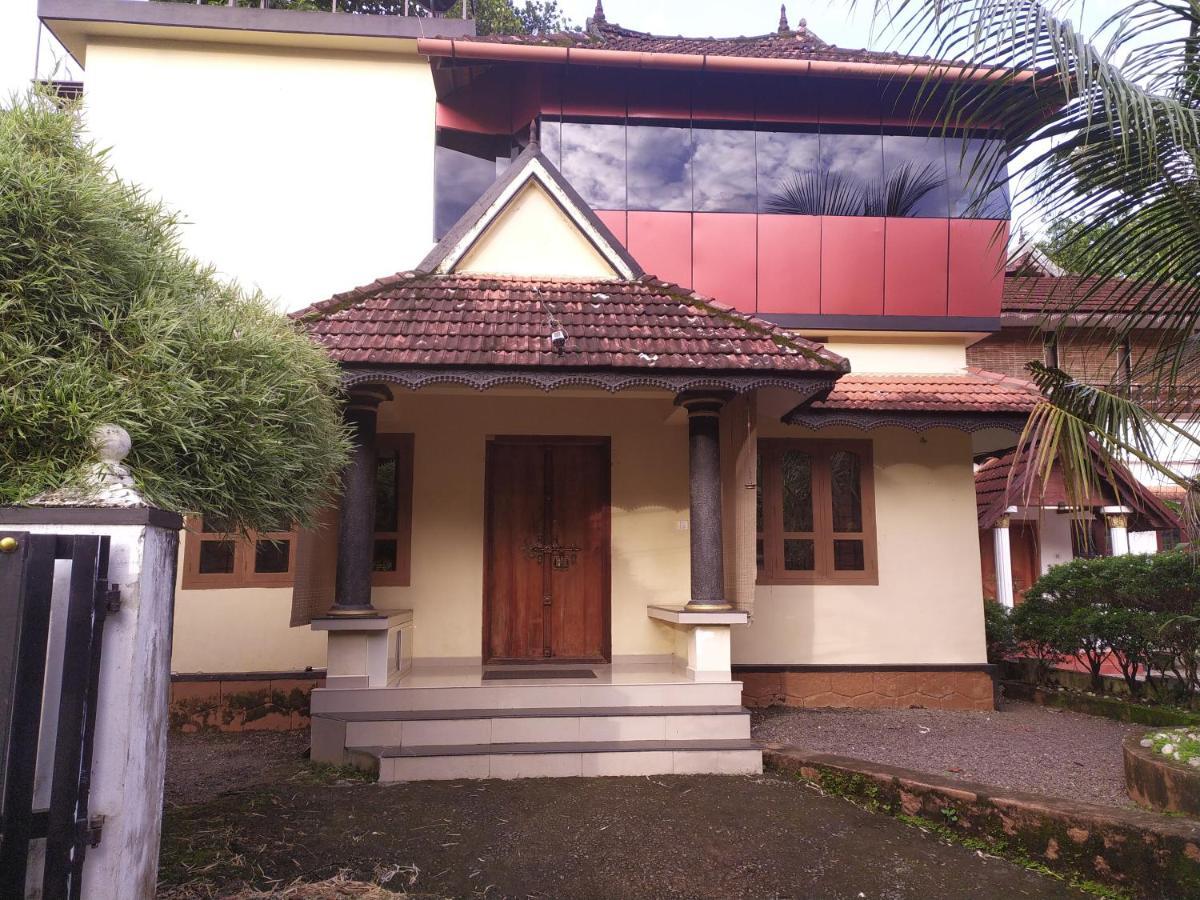Swasthi Griha Villa Aranmula Dış mekan fotoğraf